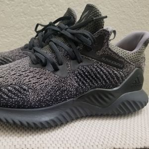 Adidas Alpha Size9 man